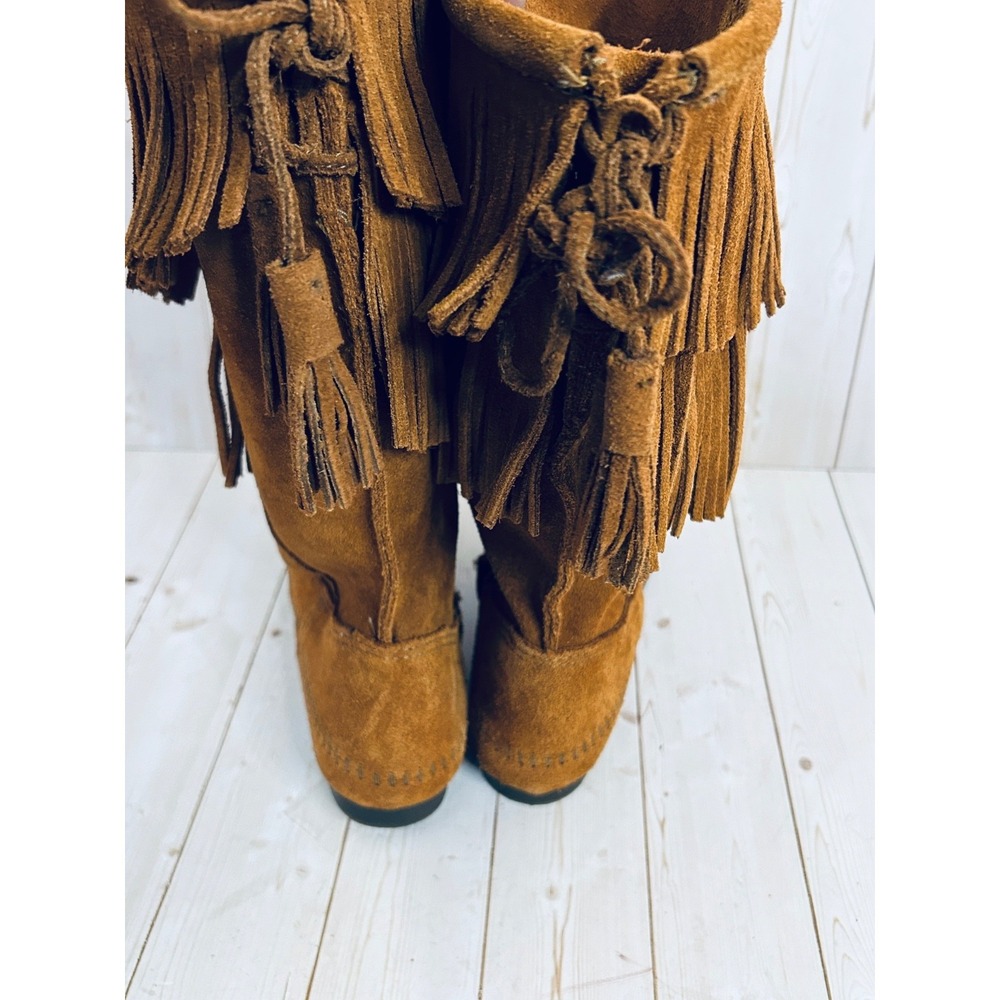 Minnetonka Women's Size 6 Two Layer Fringe Suede Moccasin Size Zipper Boots - Picture 2 of 8